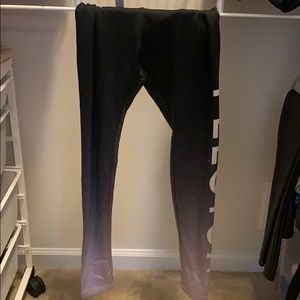 Peloton leggings in dark-light grey